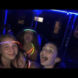 Meet your Posher, Naomi